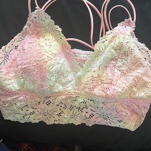 Bralette no stains or rips